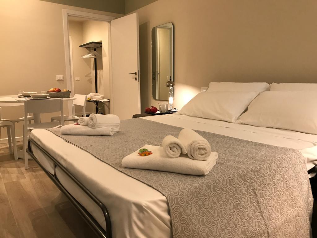 Honey Rooms Φεράρα Εξωτερικό φωτογραφία